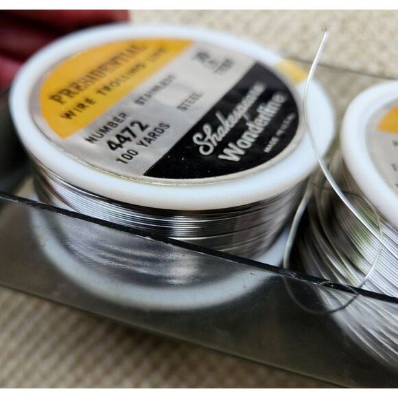 Shakespeare Wonderline No 4472 100 yards + Steel WIRE TROLLING LINE 30 lb Test - Picture 2 of 5